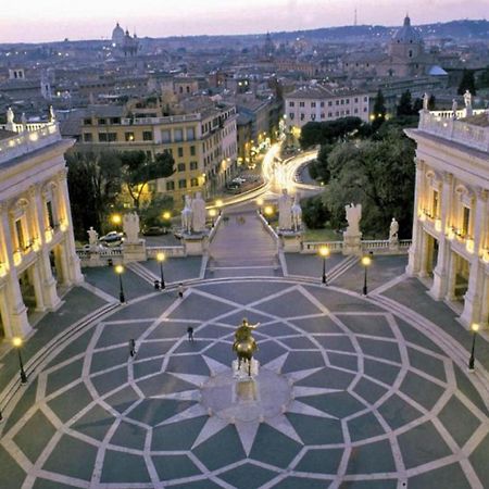 Interno 1 Ciampino Roma Luxury Apartment Con Balcone מראה חיצוני תמונה